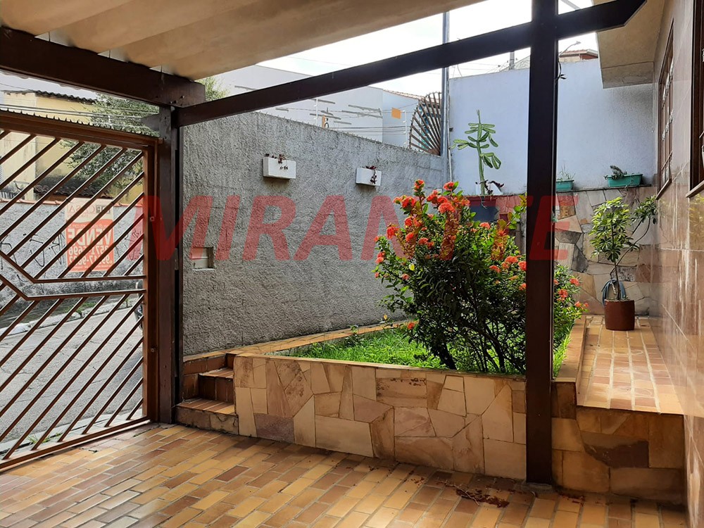 Casa terrea de 235m² com 3 quartos em Parque Vitória