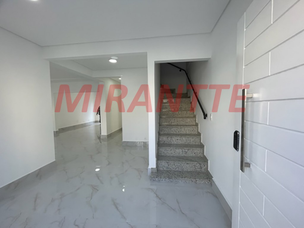 Sobrado de 200m² com 4 quartos em Jardim São Paulo