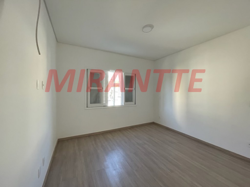 Sobrado de 200m² com 4 quartos em Jardim São Paulo