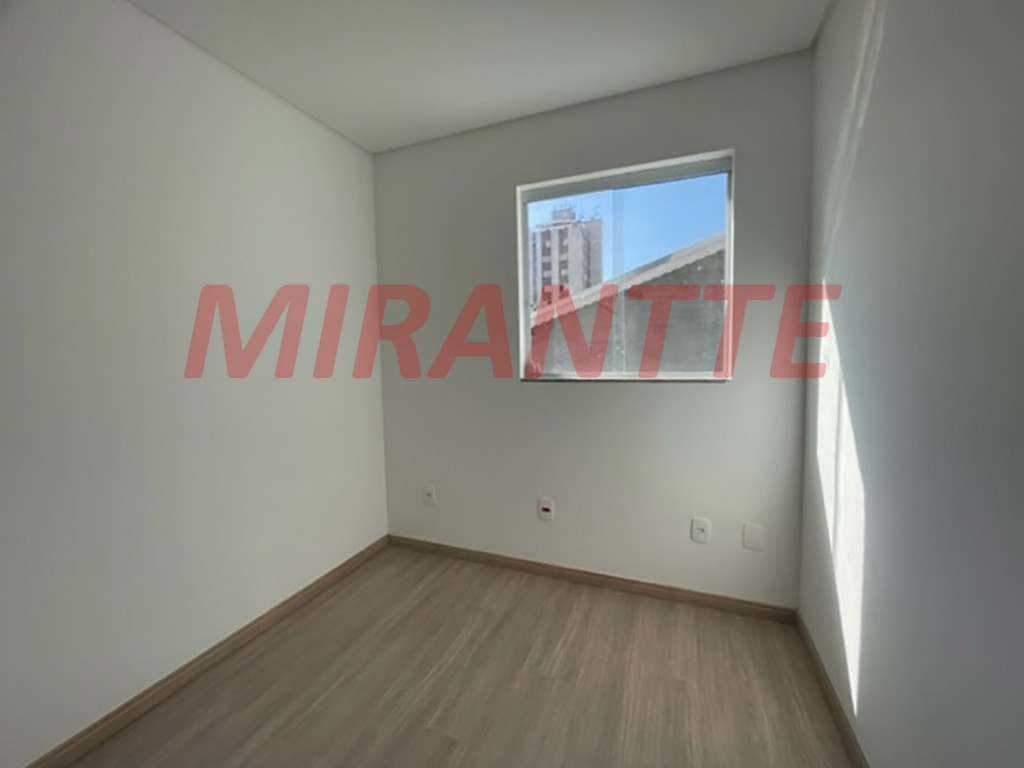 Sobrado de 200m² com 4 quartos em Jardim São Paulo