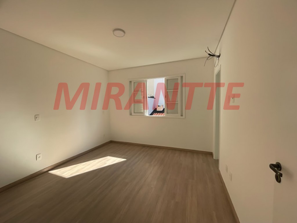 Sobrado de 200m² com 4 quartos em Jardim São Paulo