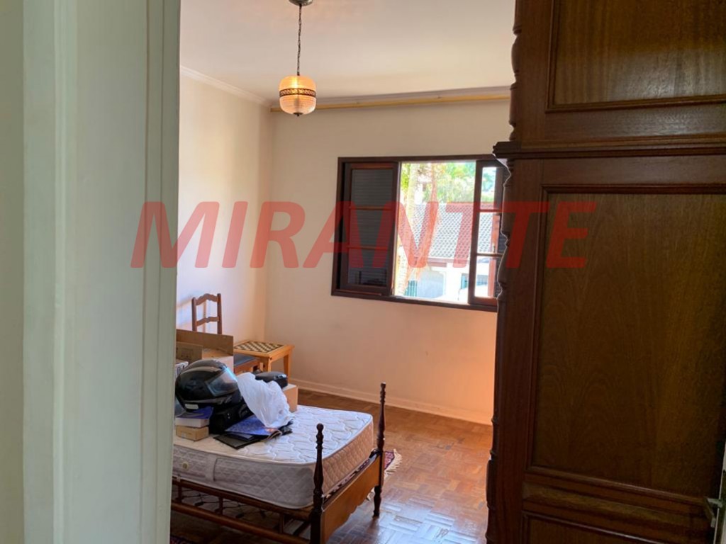 Sobrado de 200m² com 3 quartos em Jardim Tremembé