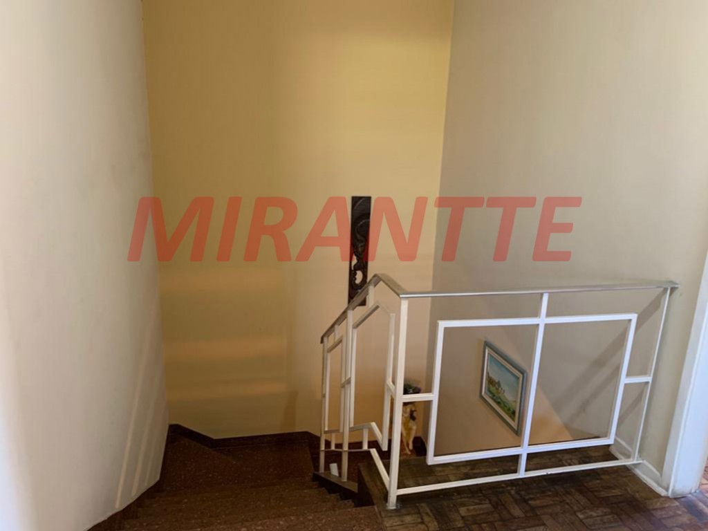 Sobrado de 200m² com 3 quartos em Jardim Tremembé
