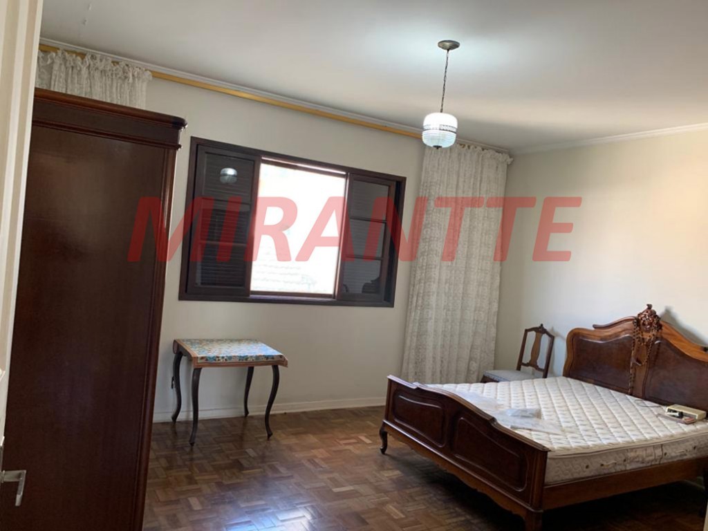 Sobrado de 200m² com 3 quartos em Jardim Tremembé