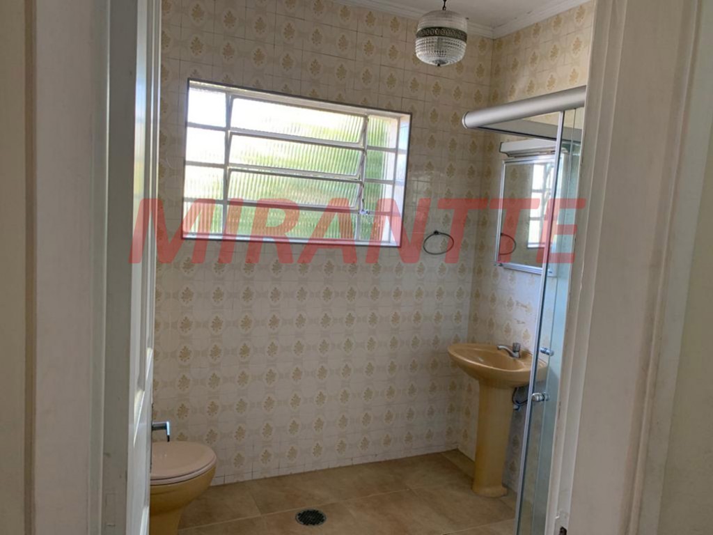 Sobrado de 200m² com 3 quartos em Jardim Tremembé