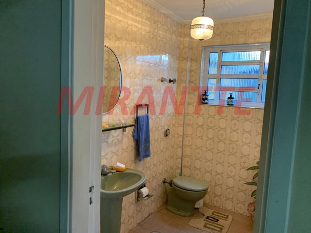 Sobrado de 200m² com 3 quartos em Jardim Tremembé
