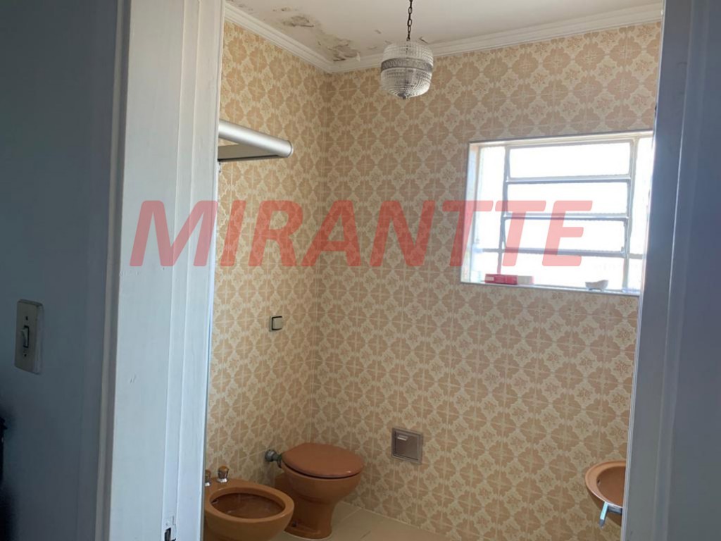 Sobrado de 200m² com 3 quartos em Jardim Tremembé