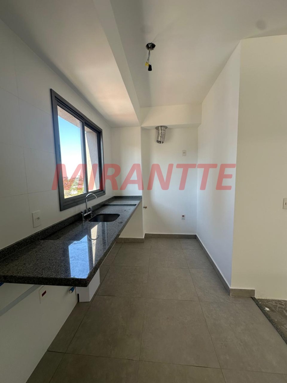 Cobertura de 244m² com 3 quartos em Santana