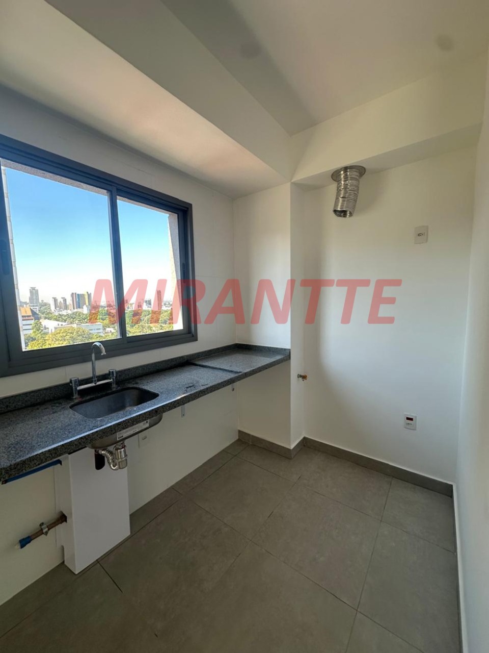 Cobertura de 244m² com 3 quartos em Santana