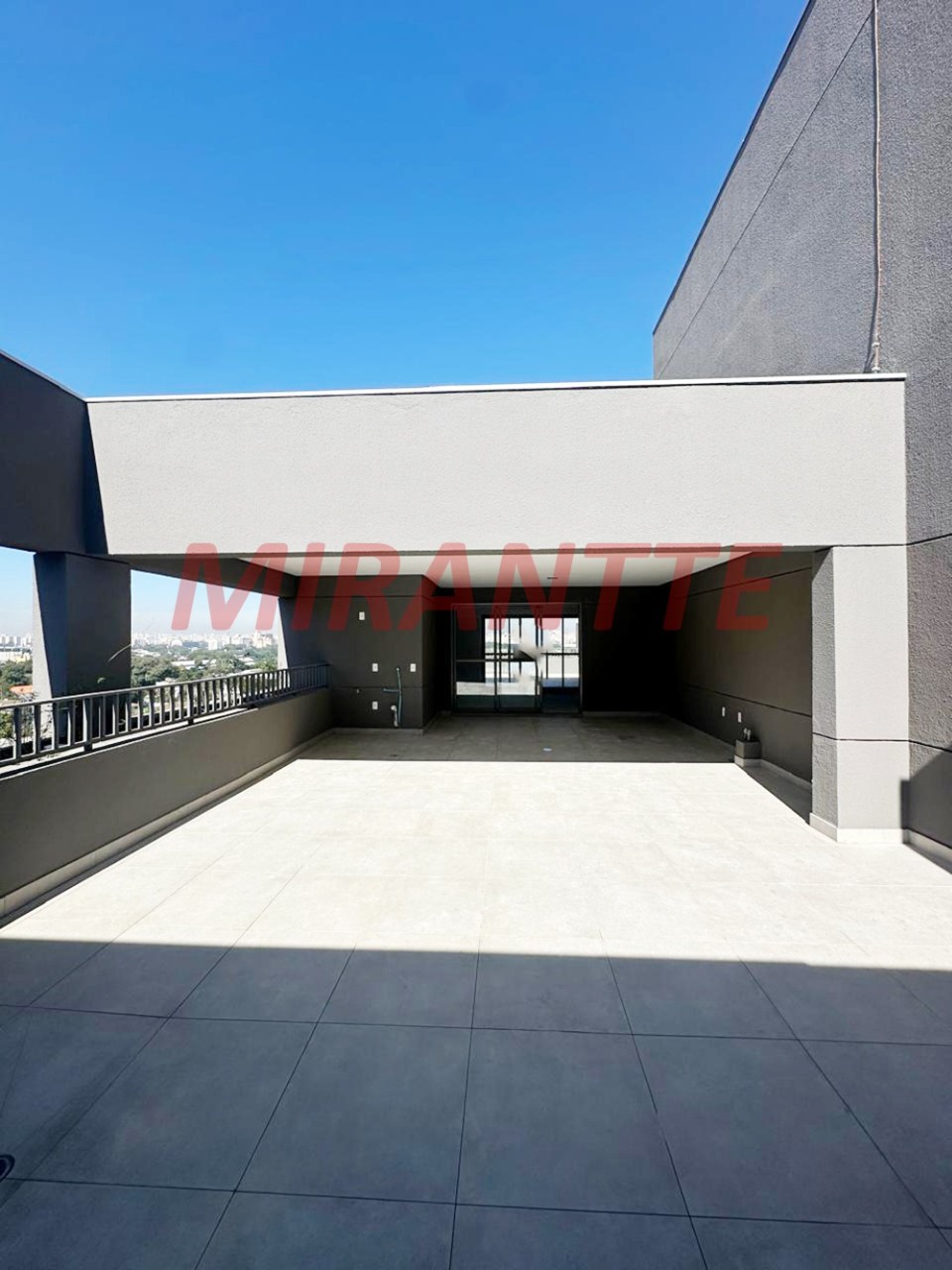 Cobertura de 244m² com 3 quartos em Santana