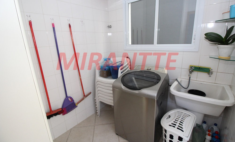 Sobrado de 153m² com 3 quartos em Vila Medeiros