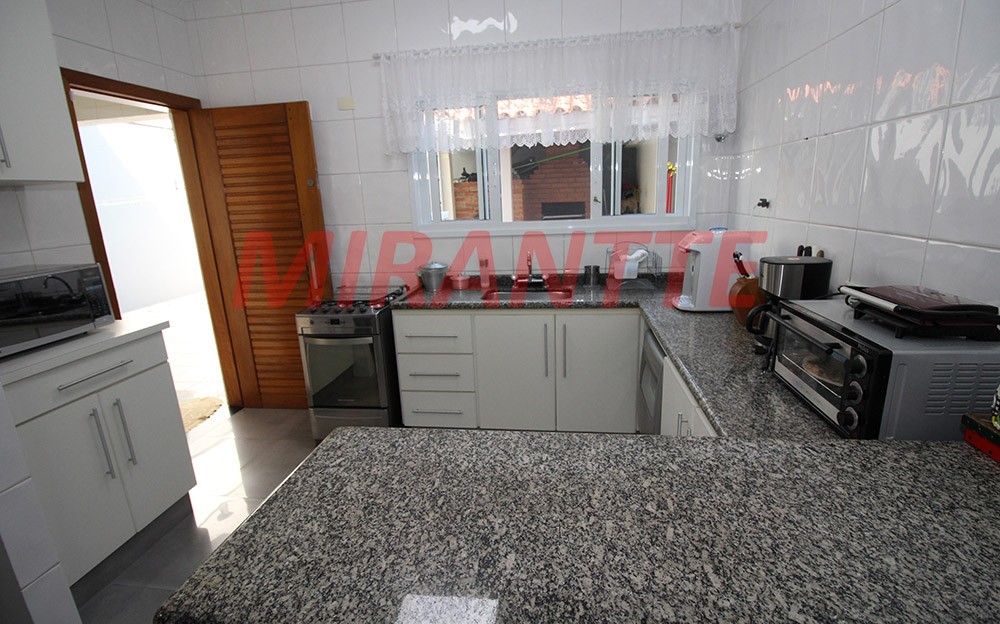 Sobrado de 153m² com 3 quartos em Vila Medeiros