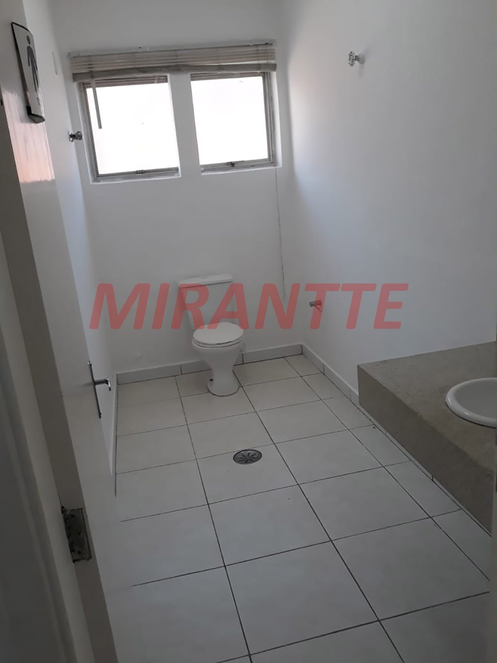 Comercial de 100m² com 3 quartos em Santa Teresinha