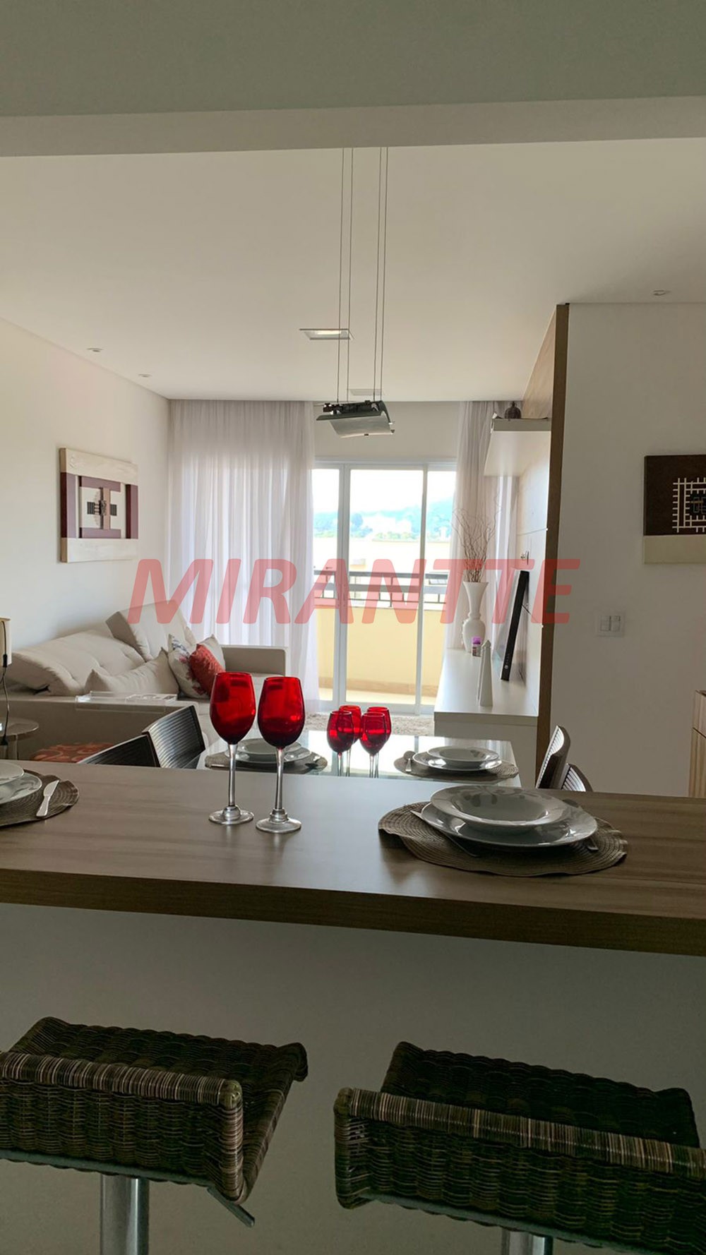 Apartamento de 83m² com 3 quartos em Picanço