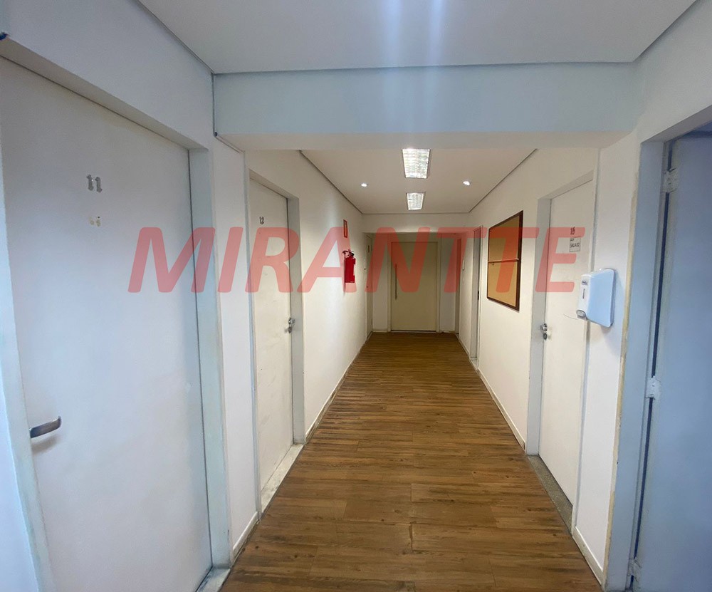 Comercial de 209m² em Santana