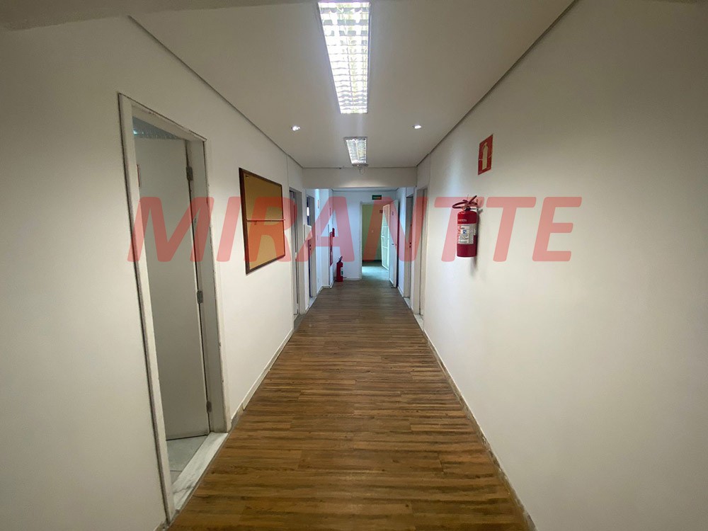 Comercial de 209m² em Santana