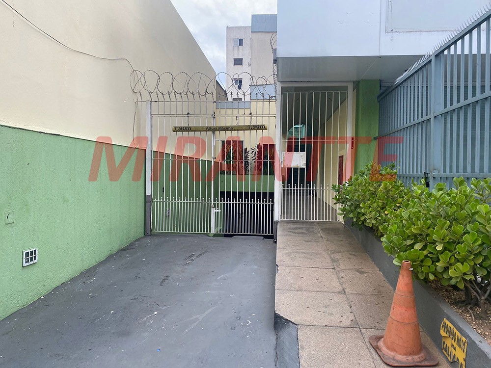 Comercial de 209m² em Santana