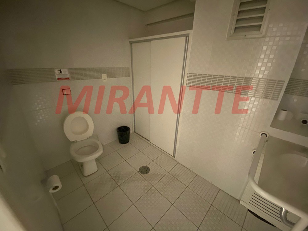 Comercial de 209m² em Santana