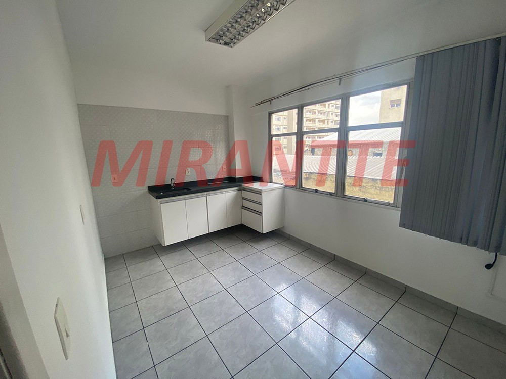 Comercial de 209m² em Santana