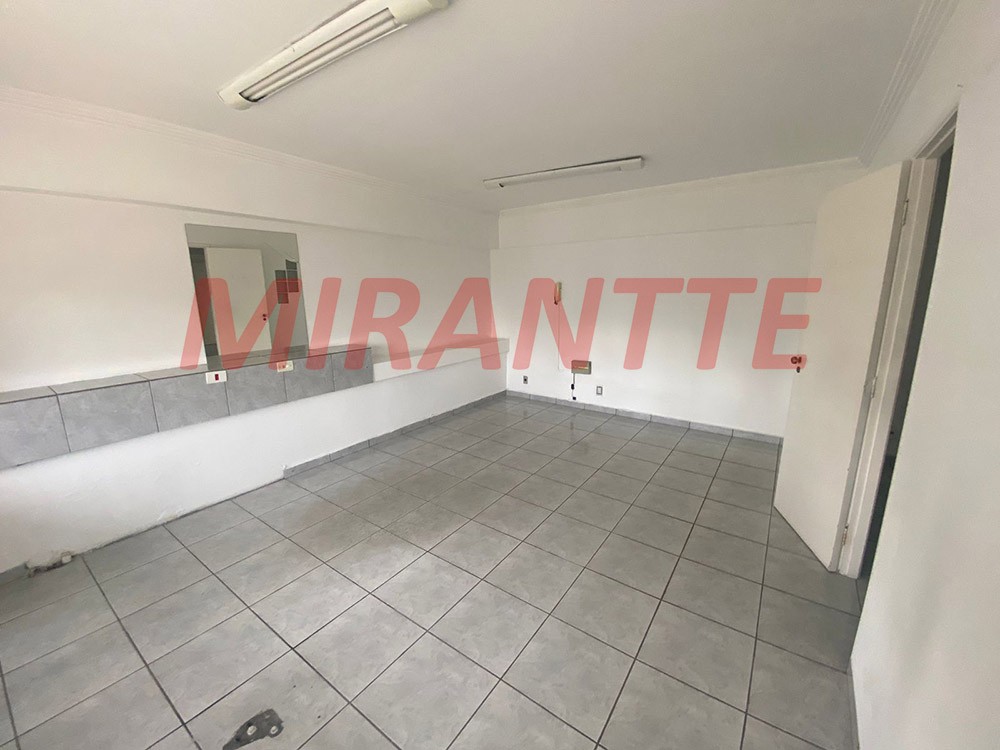 Comercial de 209m² em Santana