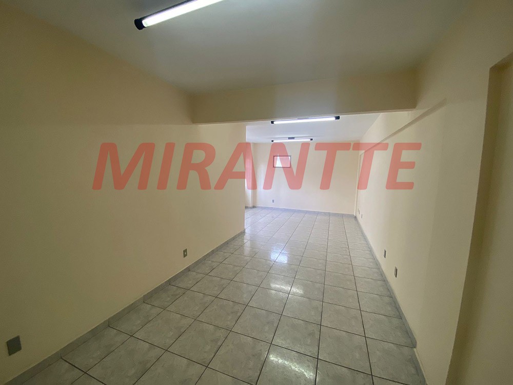 Comercial de 209m² em Santana