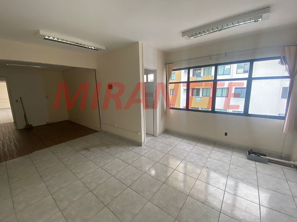 Comercial de 125m² em Santana
