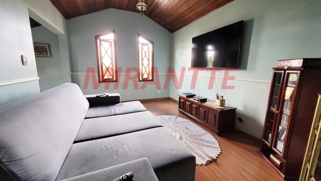 Sobrado de 202m² com 3 quartos em Jardim Santa Clara