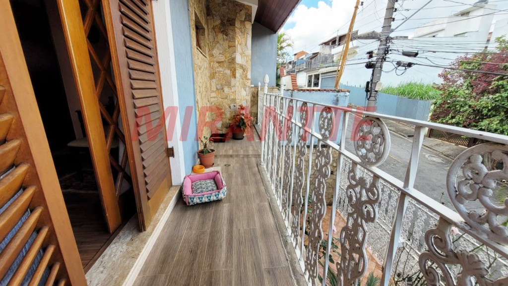 Sobrado de 202m² com 3 quartos em Jardim Santa Clara