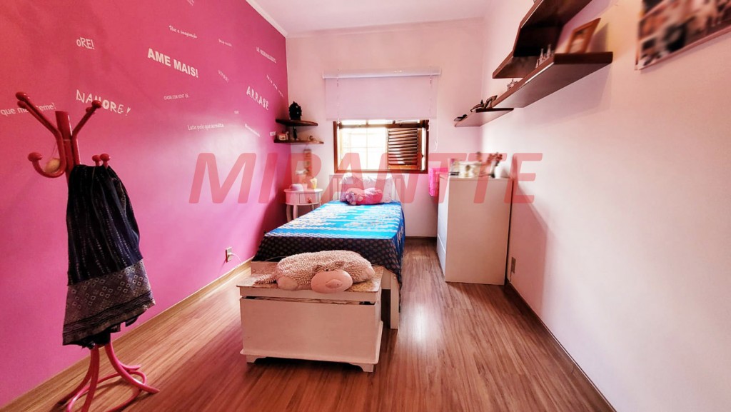 Sobrado de 202m² com 3 quartos em Jardim Santa Clara