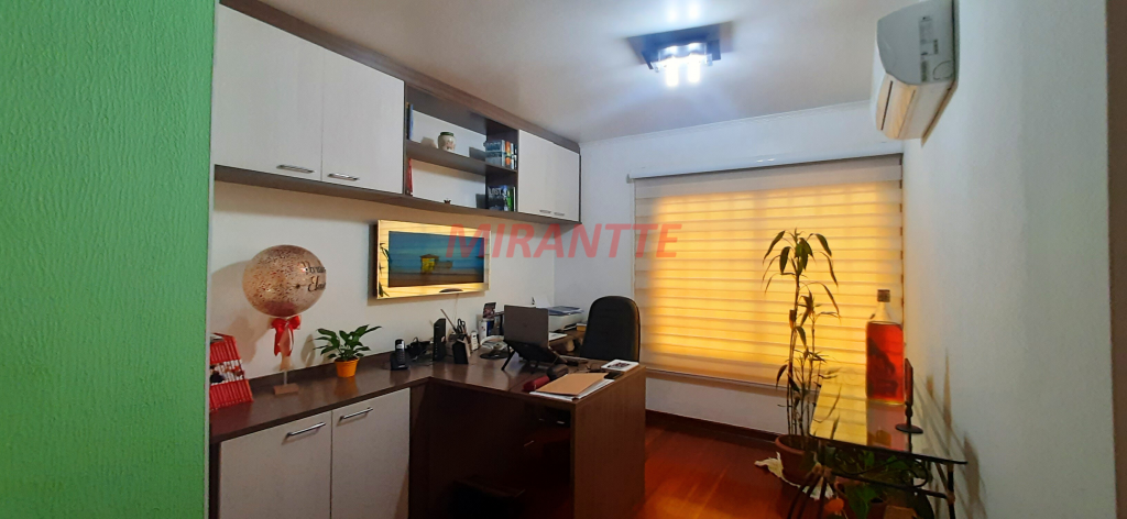 Apartamento com 3 quartos em Santana