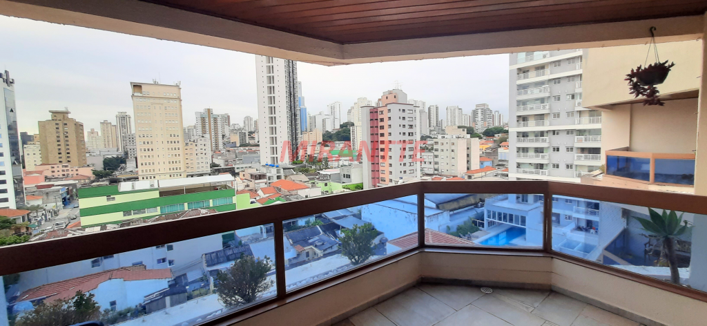 Apartamento com 3 quartos em Santana