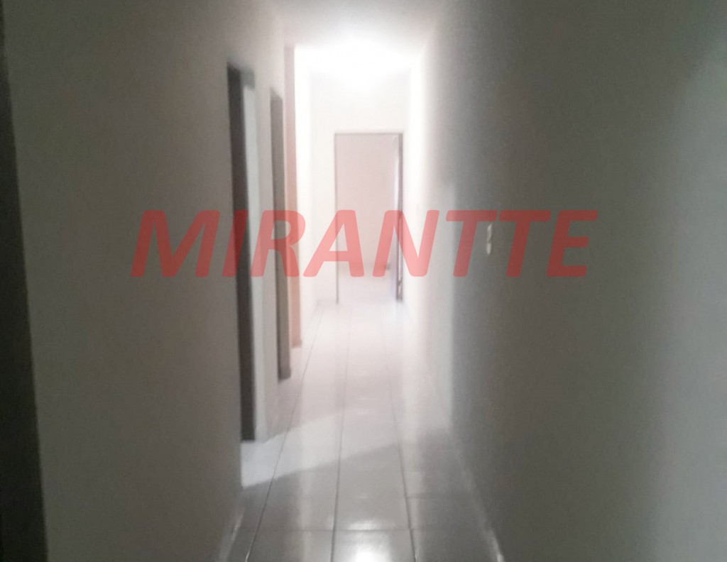 Sobrado de 186m² com 3 quartos em Jardim Adriana