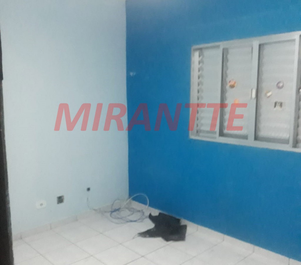 Sobrado de 186m² com 3 quartos em Jardim Adriana