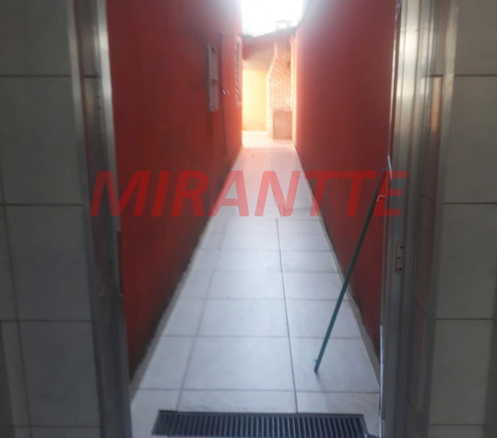 Sobrado de 186m² com 3 quartos em Jardim Adriana