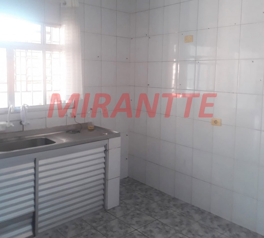 Sobrado de 186m² com 3 quartos em Jardim Adriana