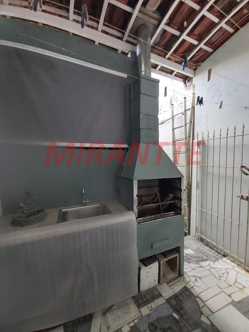 Sobrado de 157m² com 4 quartos em Lauzane Paulista