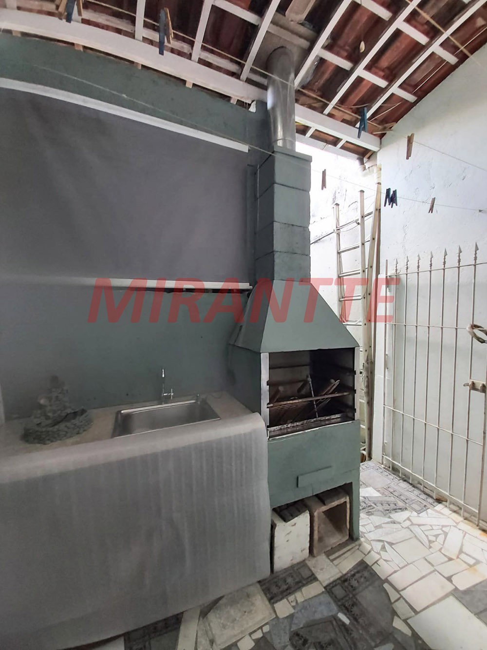 Sobrado de 157m² com 4 quartos em Lauzane Paulista