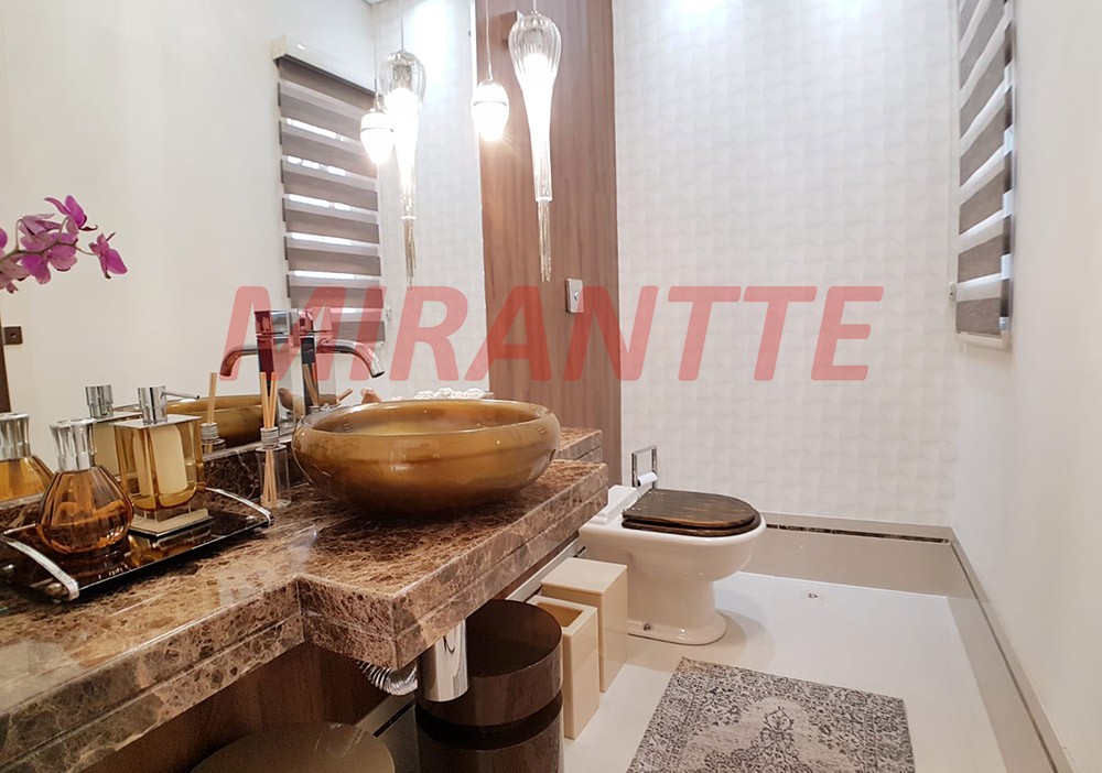 Sobrado de 600m² com 4 quartos em Marambaia