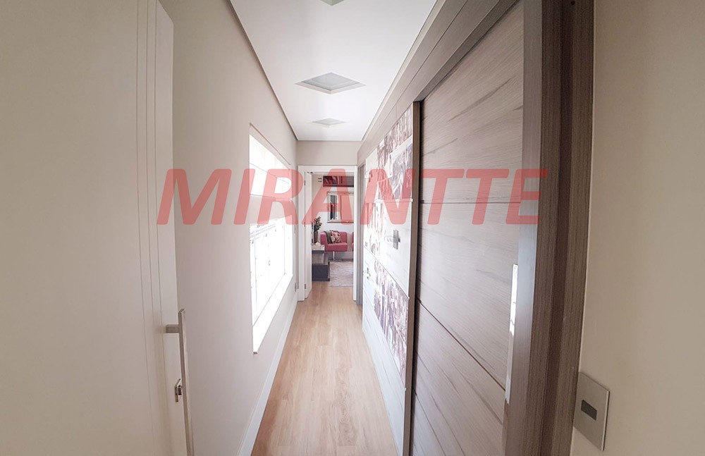 Sobrado de 600m² com 4 quartos em Marambaia