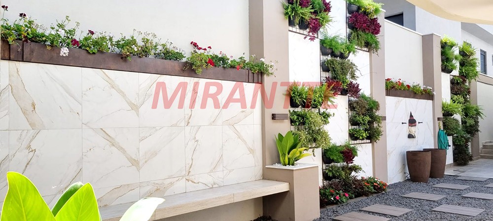 Sobrado de 600m² com 4 quartos em Marambaia