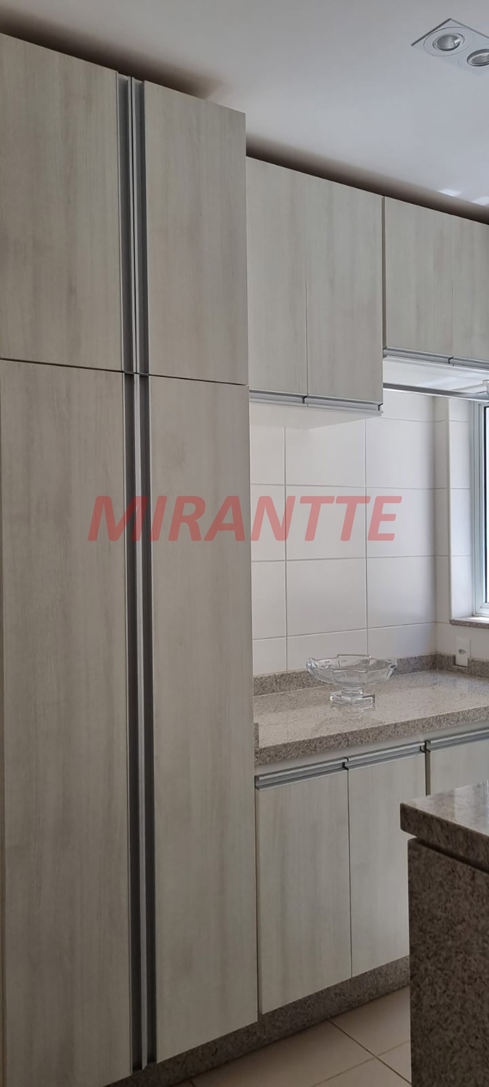 Sobrado de 600m² com 4 quartos em Marambaia