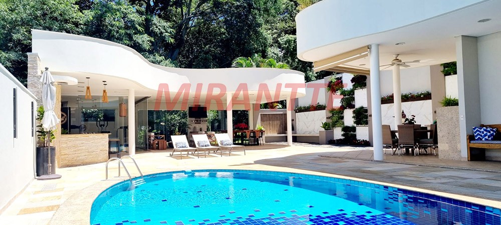 Sobrado de 600m² com 4 quartos em Marambaia