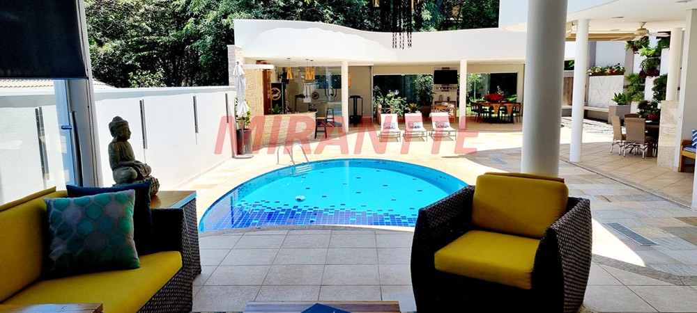 Sobrado de 600m² com 4 quartos em Marambaia