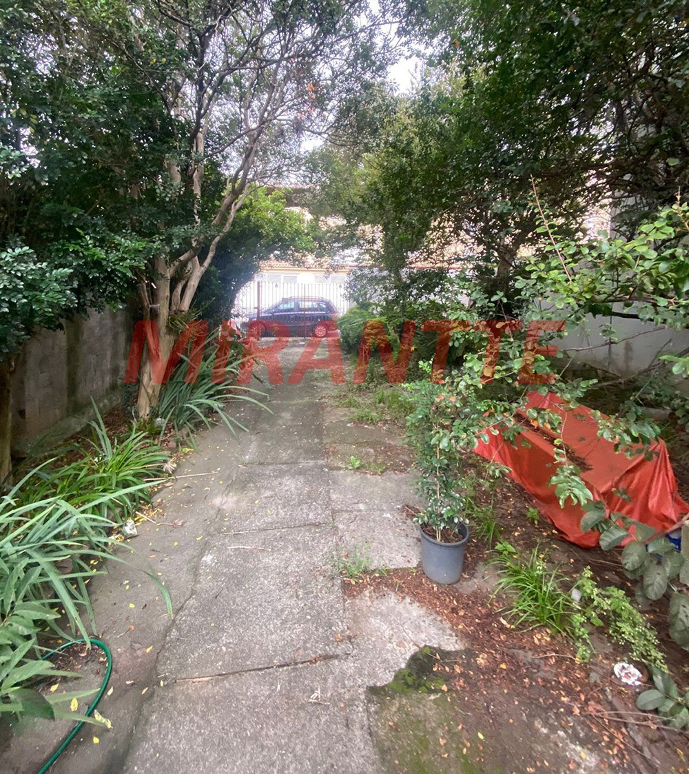 Terreno de 314m² em Jaçana