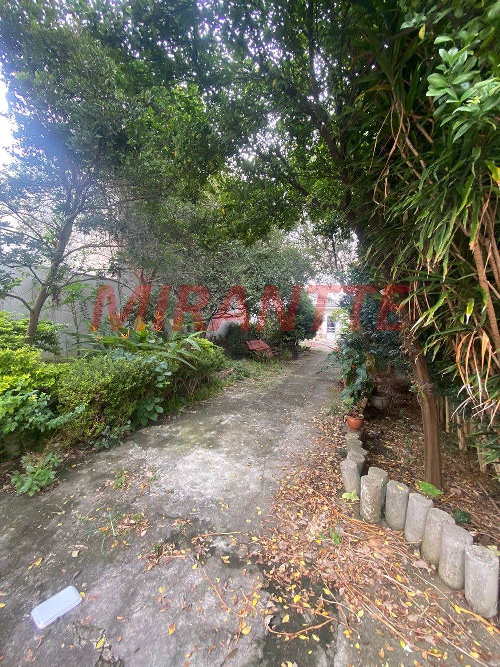 Terreno de 314m² em Jaçana