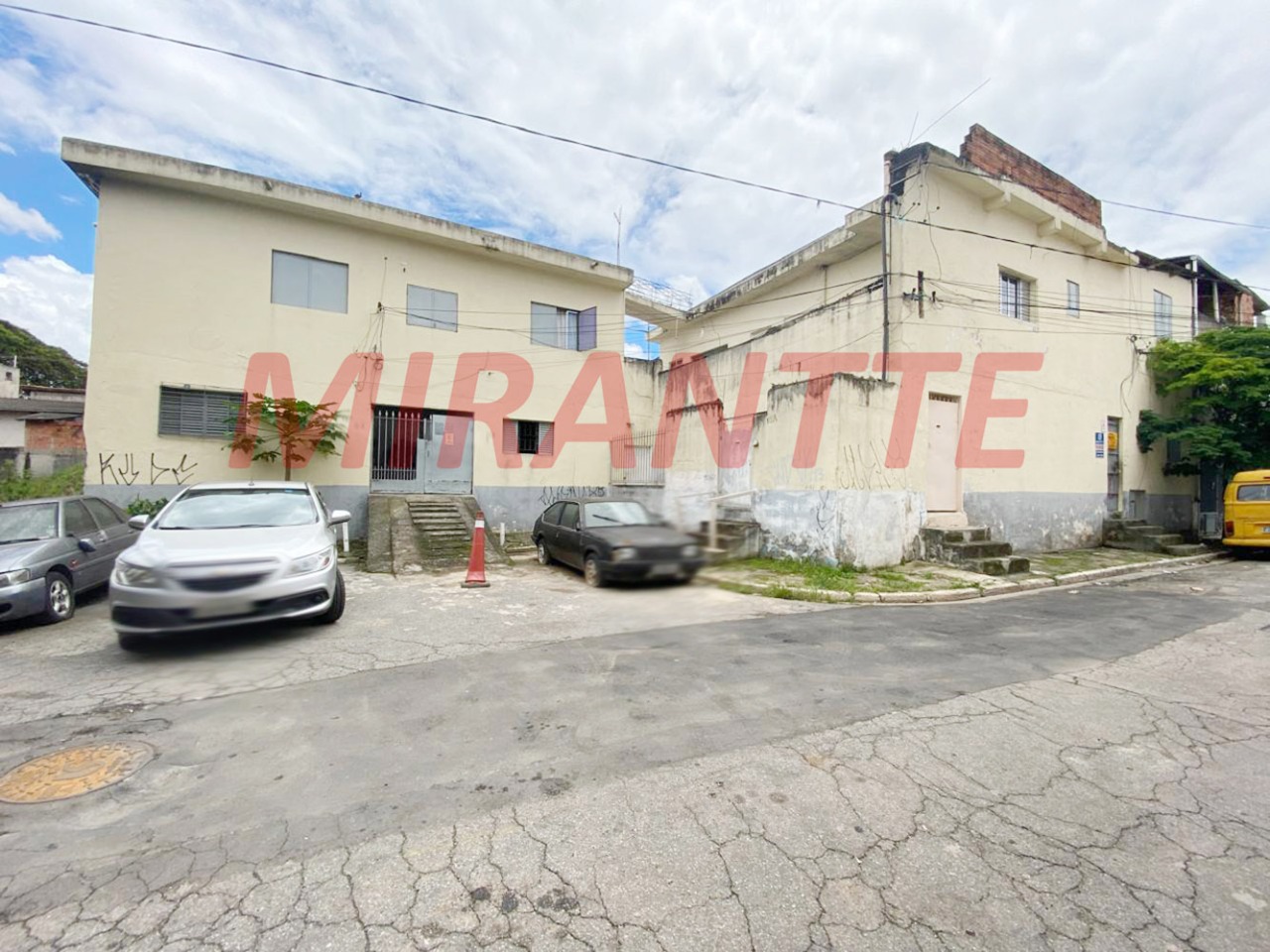 Terreno de 440m² em Vila Amalia