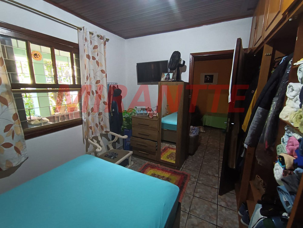 Casa terrea de 200m² com 3 quartos em Picanço