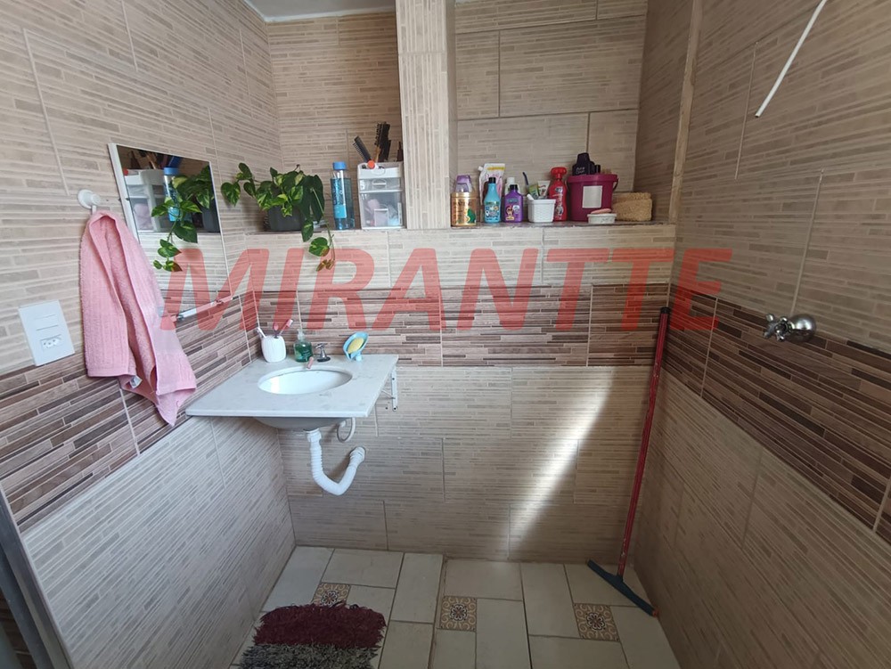 Casa terrea de 200m² com 3 quartos em Picanço