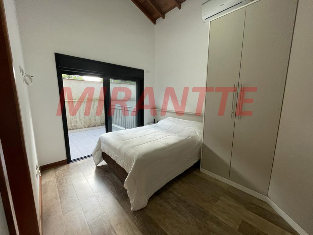 Sobrado de 350m² com 3 quartos em Parque Imperial