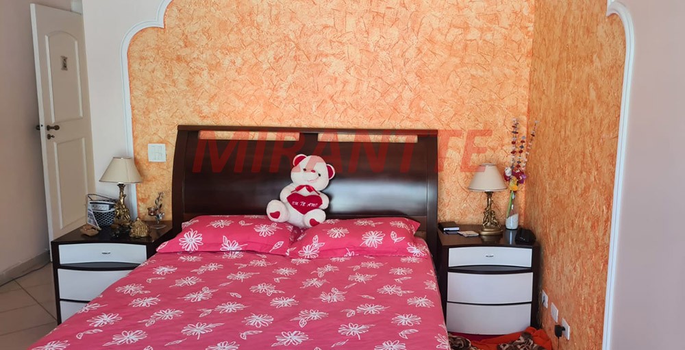 Sobrado de 149m² com 2 quartos em Vila Mazzei